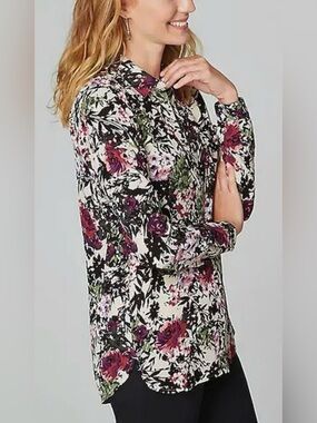 J. Jill Feminine Relaxed 
Button-Front Blouse With Lavender Floral Print. Sz.XL
